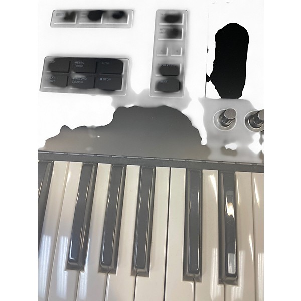 Used Native Instruments Komplete Kontrol S49 MIDI Controller