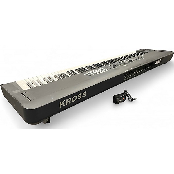 Used KORG KROSS 2 88-Key Performance Synth/Workstation Keyboard Workstation