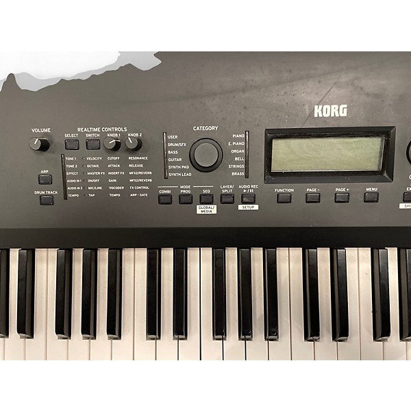 Used KORG KROSS 2 88-Key Performance Synth/Workstation Keyboard Workstation