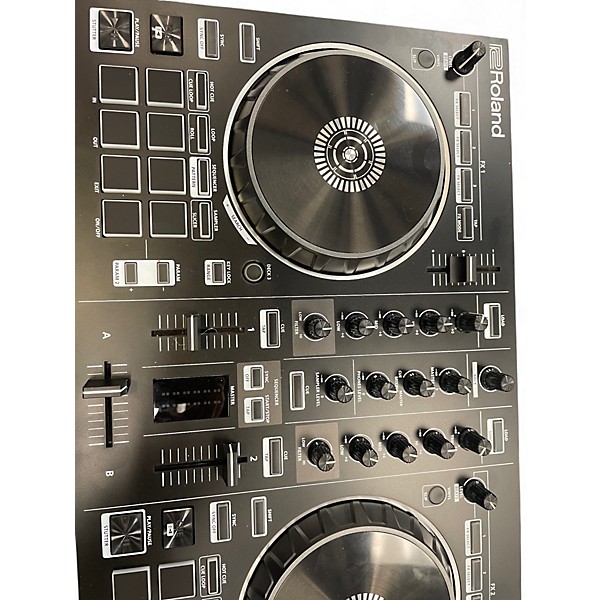 Used Roland DJ-202 DJ Controller