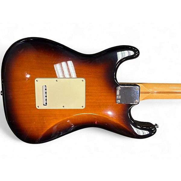 Used Fender STRAOCASTER 2 Color Sunburst Solid Body Electric Guitar