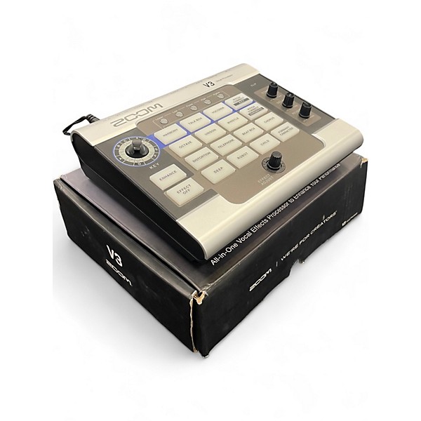 Used Zoom V3  Vocal Processor