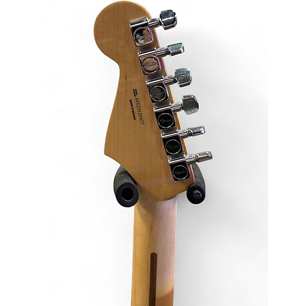 Used 2023 Fender PLAYER II STRATOCASTER Seafoam Green Solid Body Electric Guitar