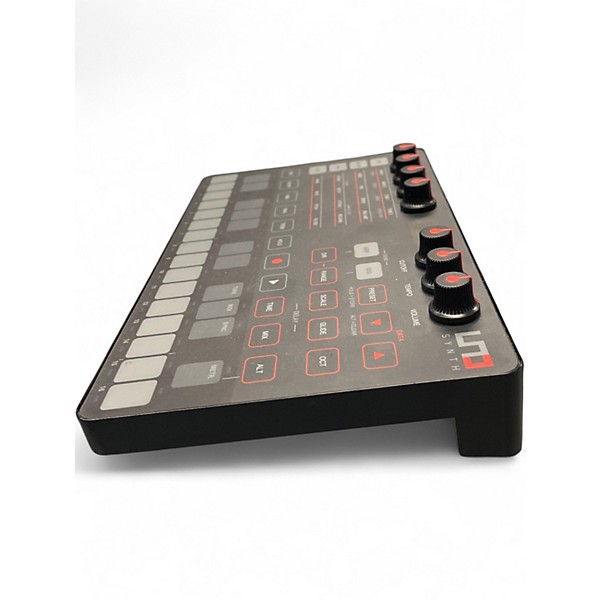 Used IK Multimedia UNO Synth Portable Analog Synthesizer Synthesizer