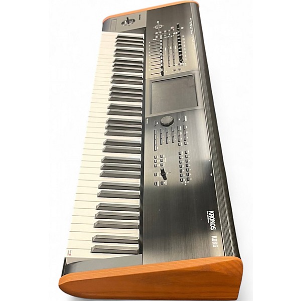 Used KORG Kronos 2 73 Keyboard Workstation