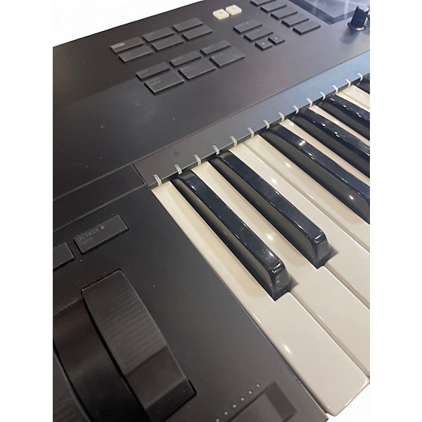 Used Native Instruments Komplete Kontrol S49 MIDI Controller