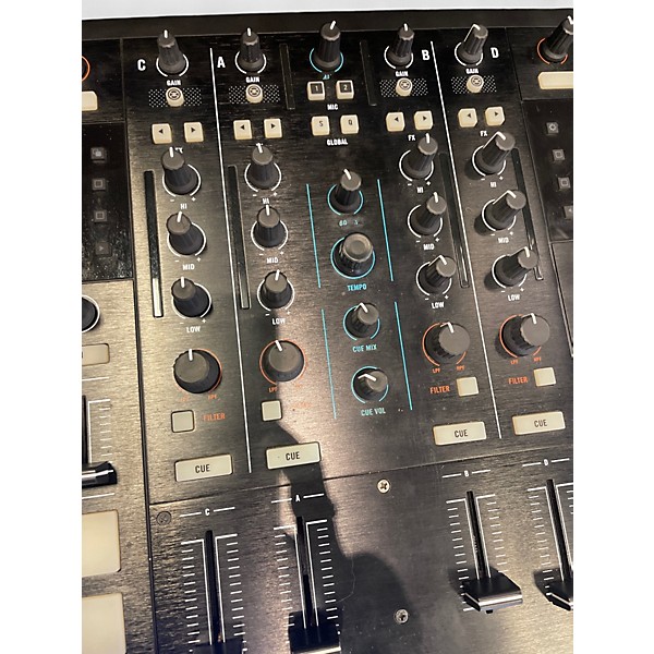 Used Native Instruments Traktor Kontrol S8 DJ Controller