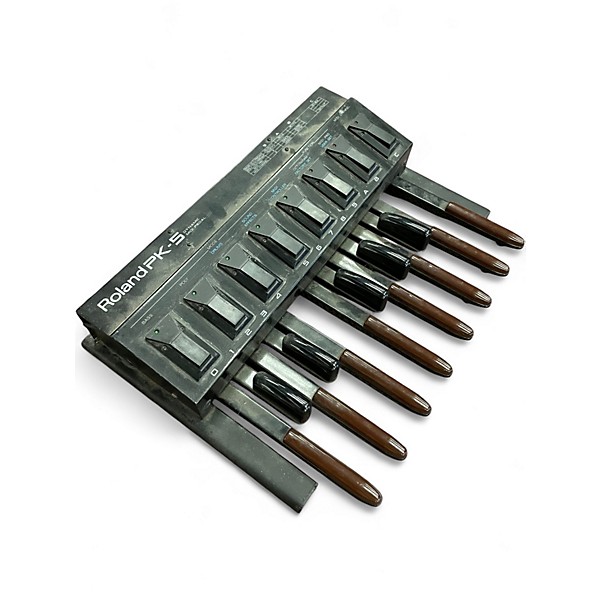 Used Roland pk5 MIDI Pedalboard