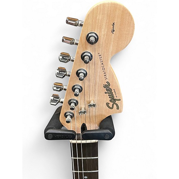 Used Squier Affinity Stratocaster 3 Color Sunburst Solid Body Electric Guitar