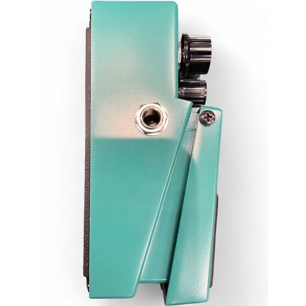 Used BOSS TR2 Tremolo Effect Pedal