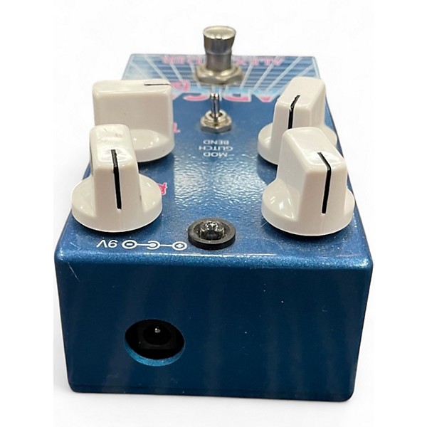 Used Alexander radical delay Effect Pedal