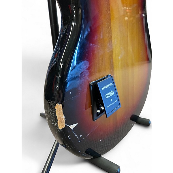 Used AXL Player Deluxe Sunburst Electric Bass Guitar