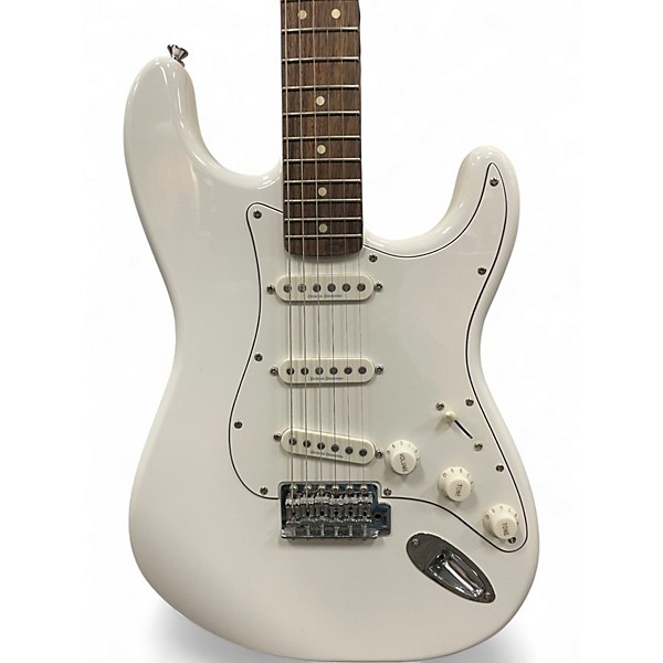 Used Fender CLASSIC VIBE STRATOCASTER Cream Solid Body Electric Guitar