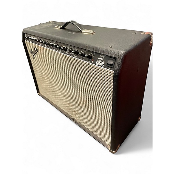 Used Fender Ultimate Chorus Guitar Combo Amp