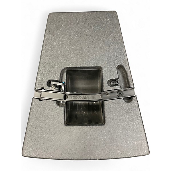 Used JBL VRX932LAP Powered Speaker