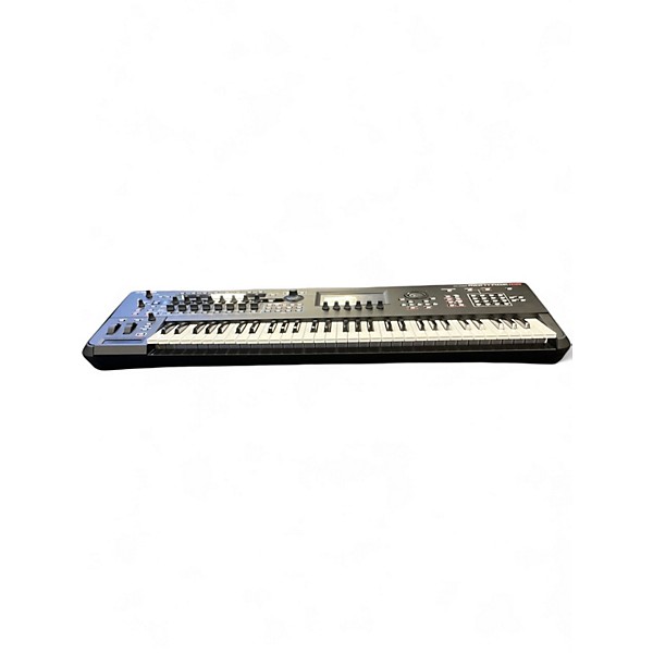 Used Yamaha MONTAGE M6 Keyboard Workstation