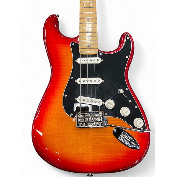 Used Fender PLAYER STRATOCASTER PLUS Heritage Cherry Sunburst Solid Body Electric Guitar