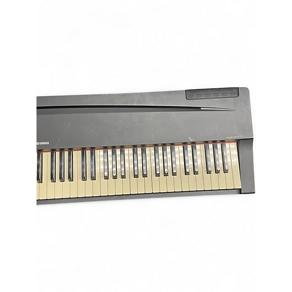 Used Yamaha P-70