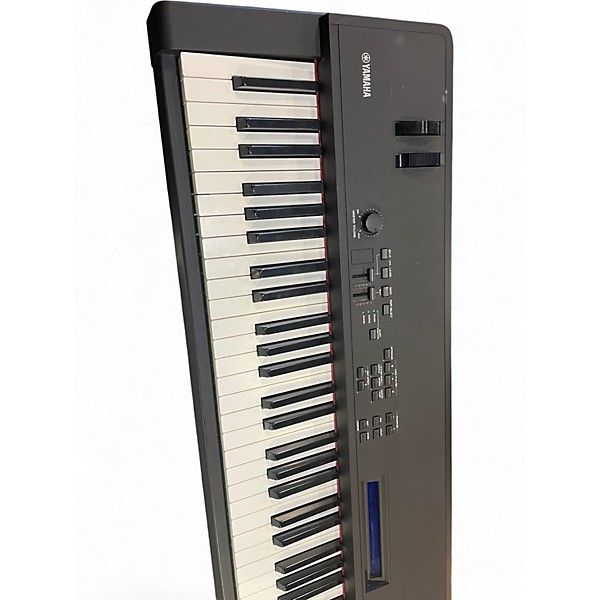 Used Yamaha CP40 Stage