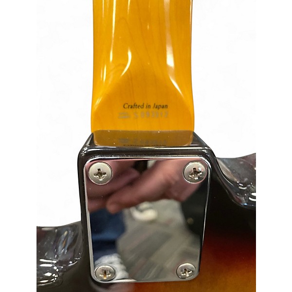 Used Fender 12 string strat 3 Color Sunburst Solid Body Electric Guitar