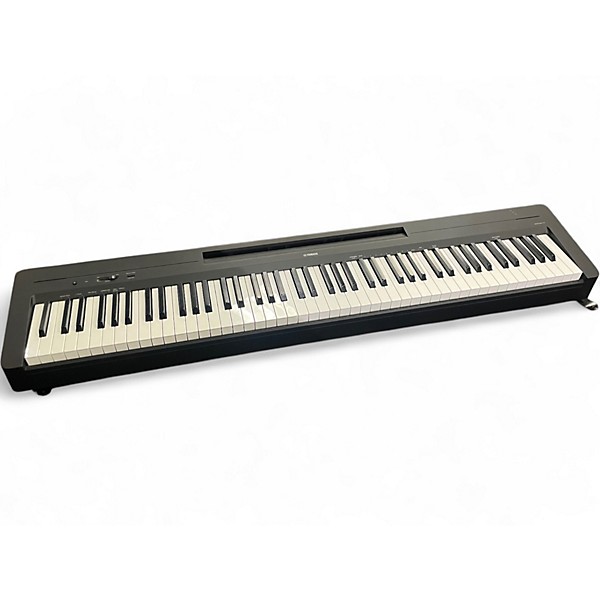 Used Yamaha P143 Keyboard Workstation