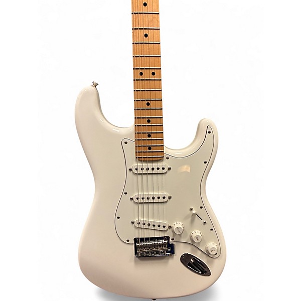 Used Fender Player Stratocaster Polar White Solid Body Electric Guitar