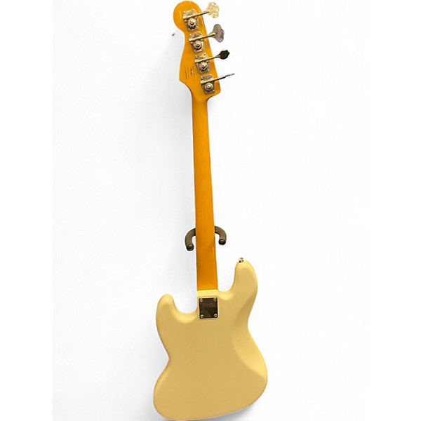 Used Squier Classic Vibe 1960S Jazz Bass Alpine White Electric Bass Guitar