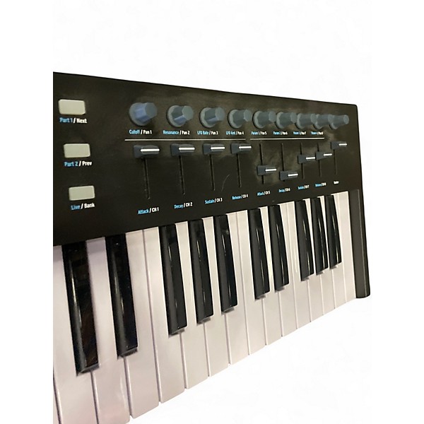 Used Arturia Keylab Essential 61 MIDI Controller