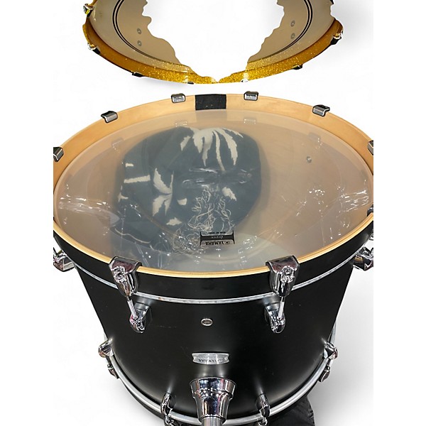 Used Yamaha 4 Piece Tour Custom Licorice Satin Drum Kit