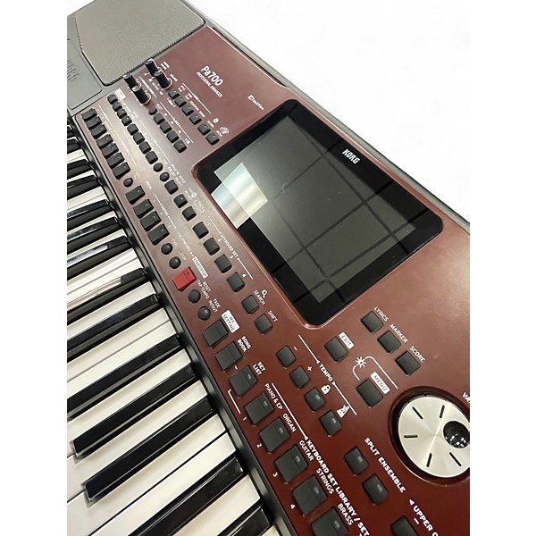 Used KORG PA700 Arranger Keyboard