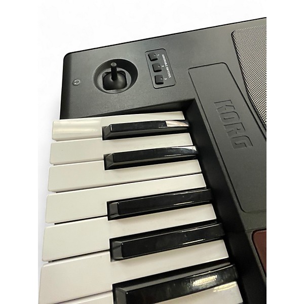 Used KORG PA700 Arranger Keyboard