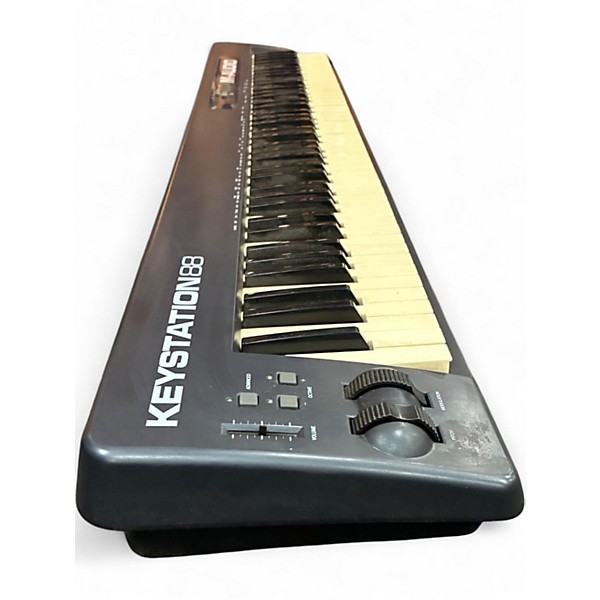 Used M-Audio KEYSTATION 88 Keyboard Workstation