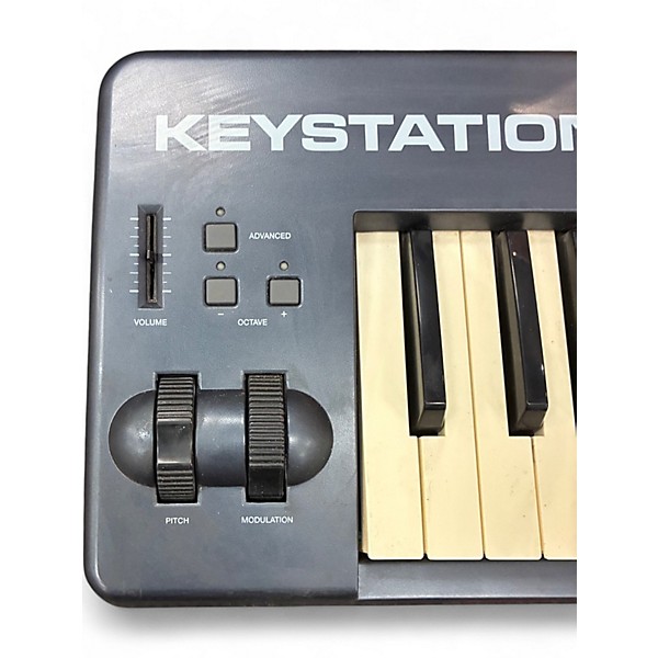 Used M-Audio KEYSTATION 88 Keyboard Workstation