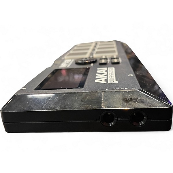 Used Akai Professional MPX8SD Production Controller