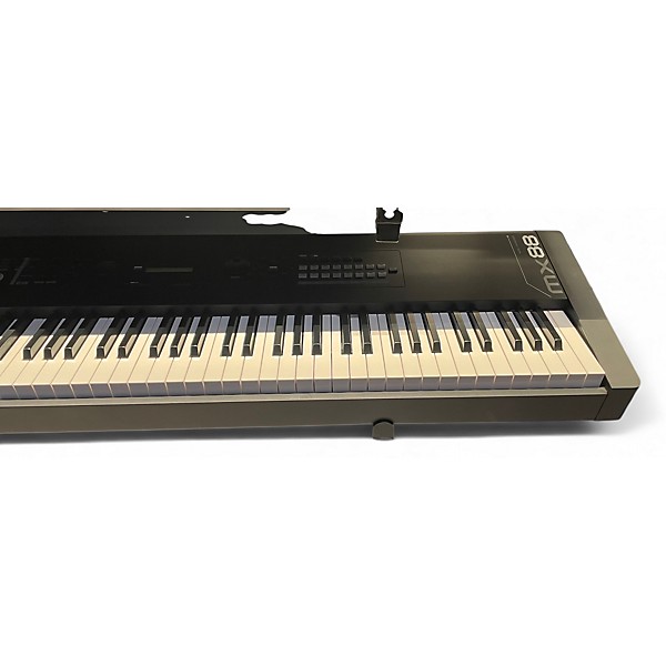 Used Yamaha MX88 Synthesizer