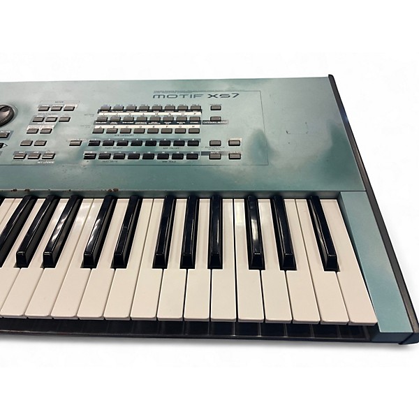 Used Yamaha Motif XS7 77 Key Keyboard Workstation