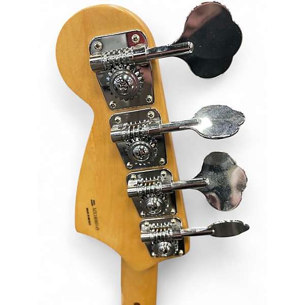 Used Fender Mustang Bass Off White Electric Bass Guitar