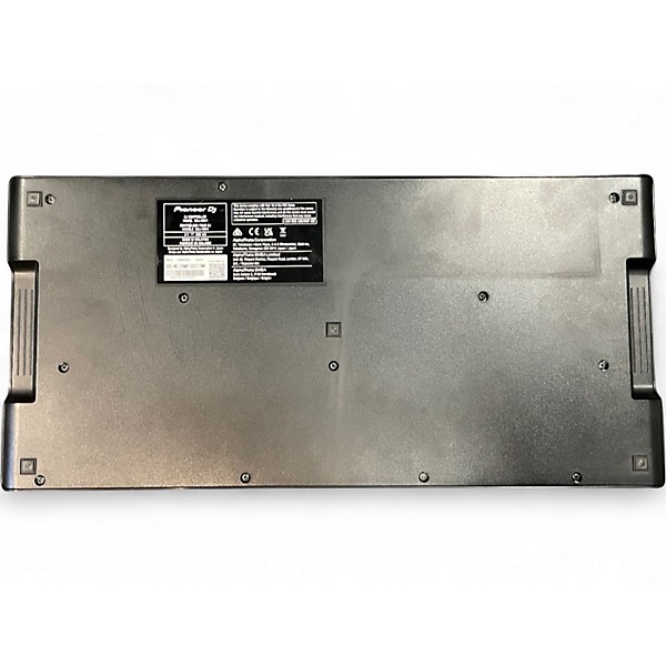 Used SERATO DDJ-REV1 DJ Controller