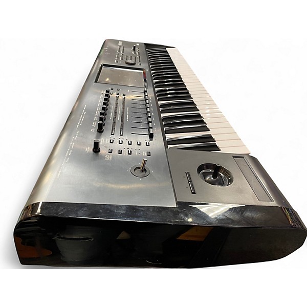 Used KORG Kronos X61 61 Key Keyboard Workstation