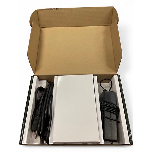 Used Quilter Labs Superblock UK Battery Powered Amp