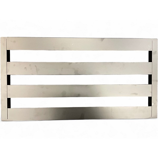 Used Pedaltrain Classic 2 Pedal Board