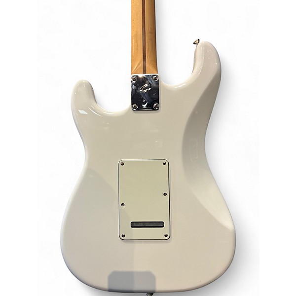 Used Fender Player Stratocaster Alpine White Solid Body Electric Guitar