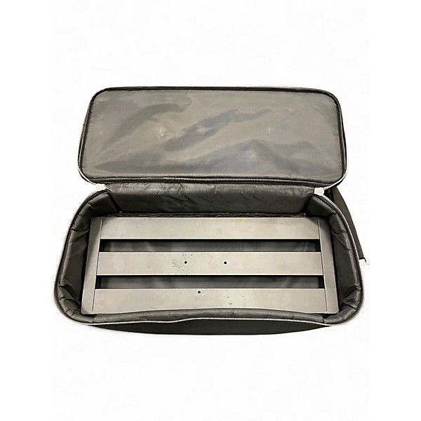 Used Pedaltrain Metro 20 Pedal Board