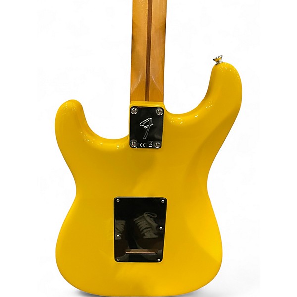 Used Fender Stratocaster Deluxe YELLOW Solid Body Electric Guitar