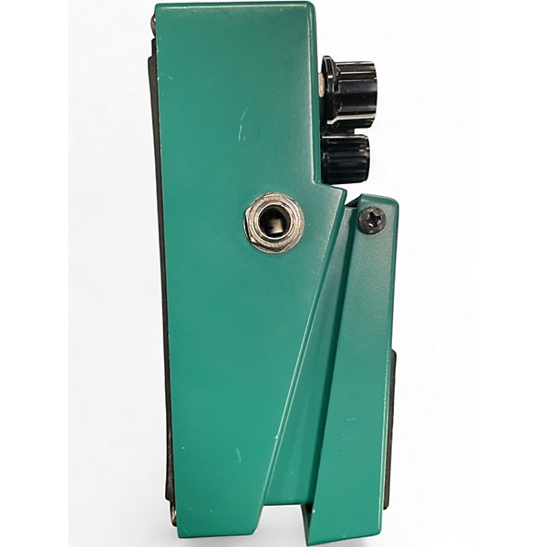 Used BOSS TR2 Tremolo Effect Pedal