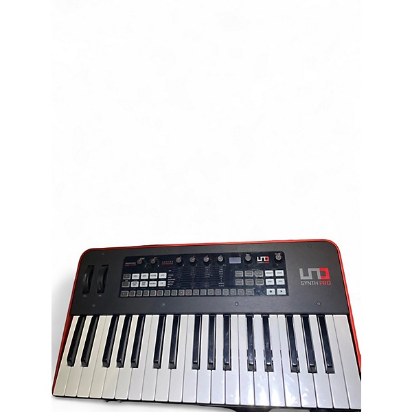 Used IK Multimedia uno synth Synthesizer