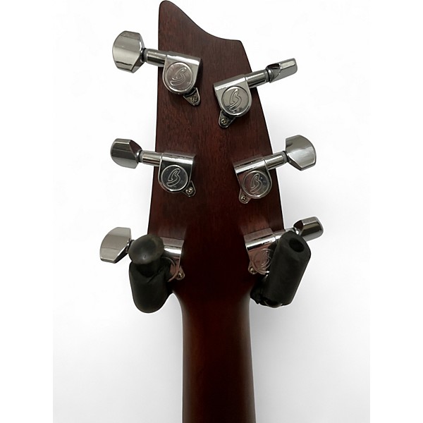 Used Breedlove Discovery Concert Natural Acoustic Guitar