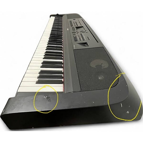 Used Yamaha DGX-670 Digital Piano