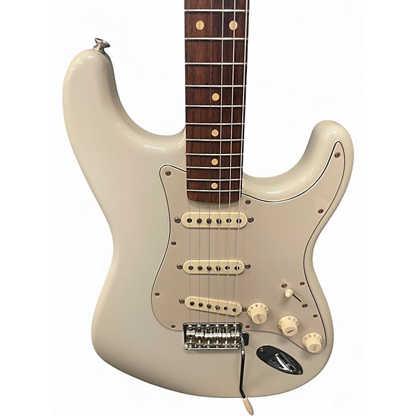 Used Fender Special Edition 60s Stratocaster Lilac Solid Body Electric Guitar