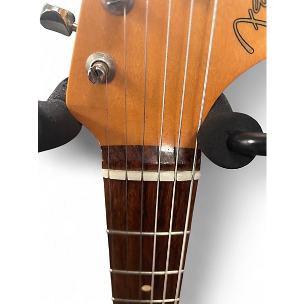 Used Fender Special Edition 60s Stratocaster Lilac Solid Body Electric Guitar